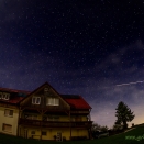 Der Sonnenhof bei Nacht